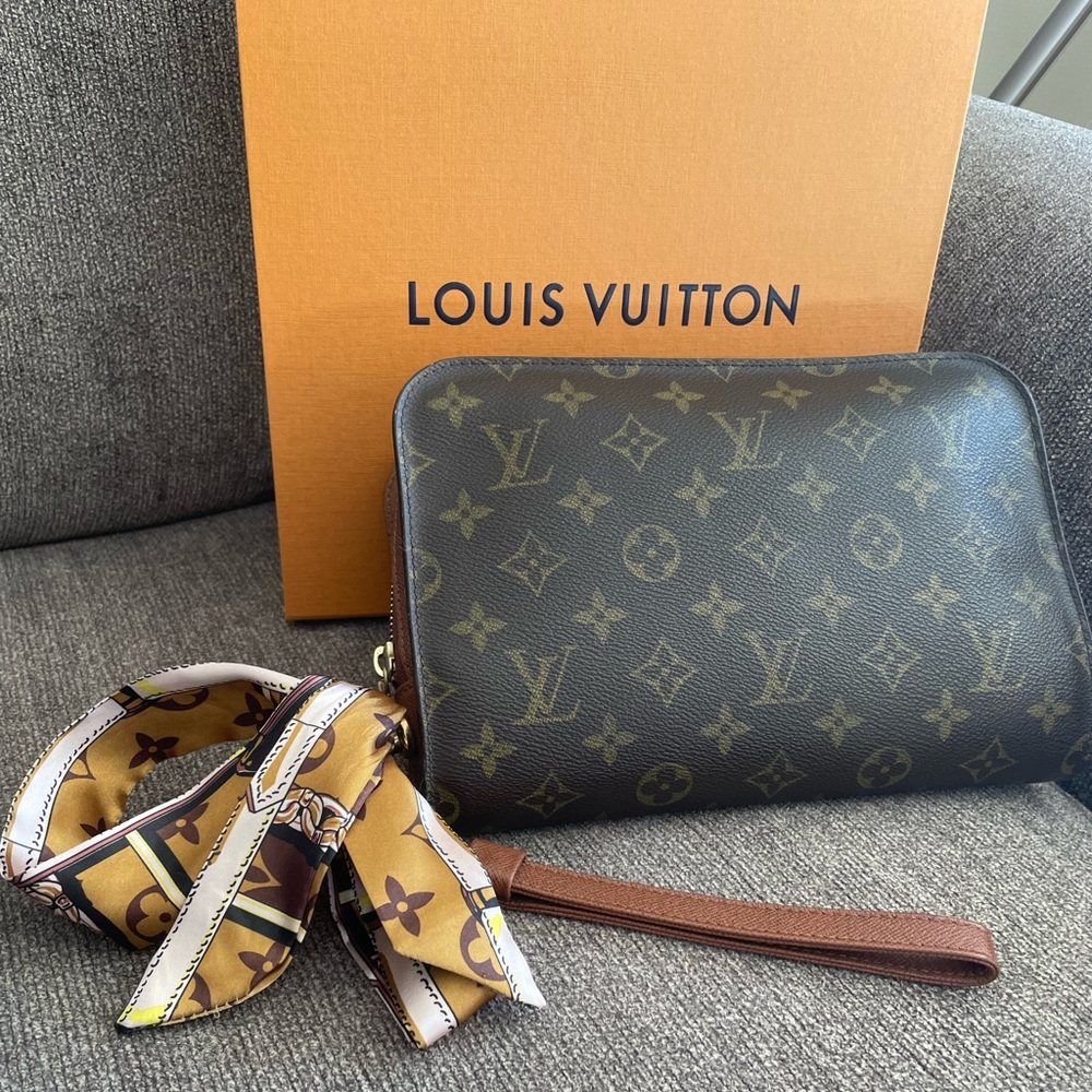 Louis Vuitton Monogram ORSAY Clutch Wristlet Code: AR1929 France 🇫🇷 DEC 1999